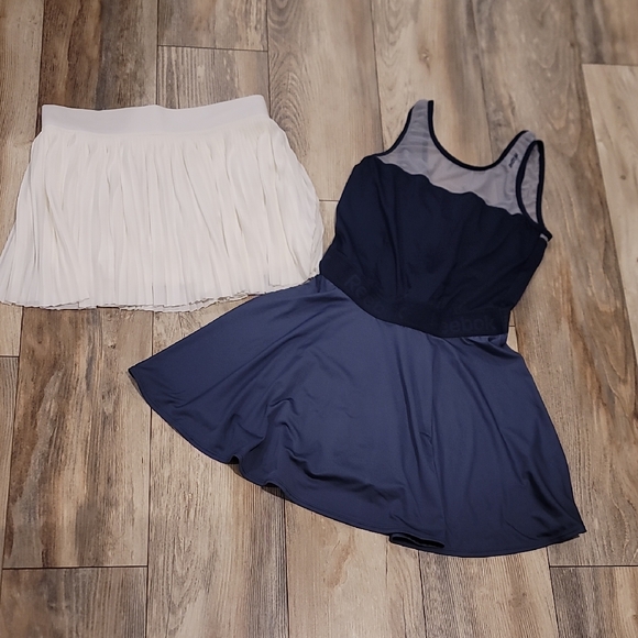 Reebok Dresses & Skirts - Lovely Reebok Tennis Dress With Free Skort